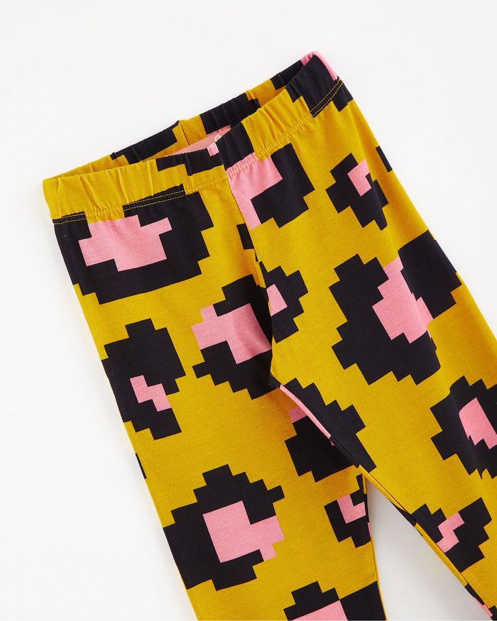 513022_22219_2-LEGGING-ONCA-PIXEL-AMARELO