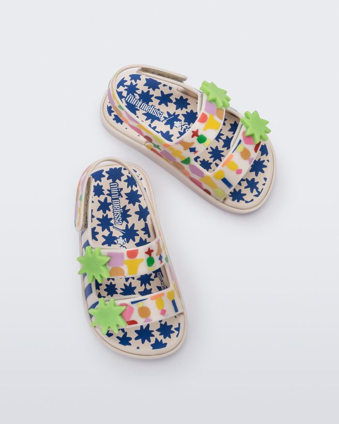 516406_0002_2-MINI-MELISSA-ESTRELAR---FABULA-BB