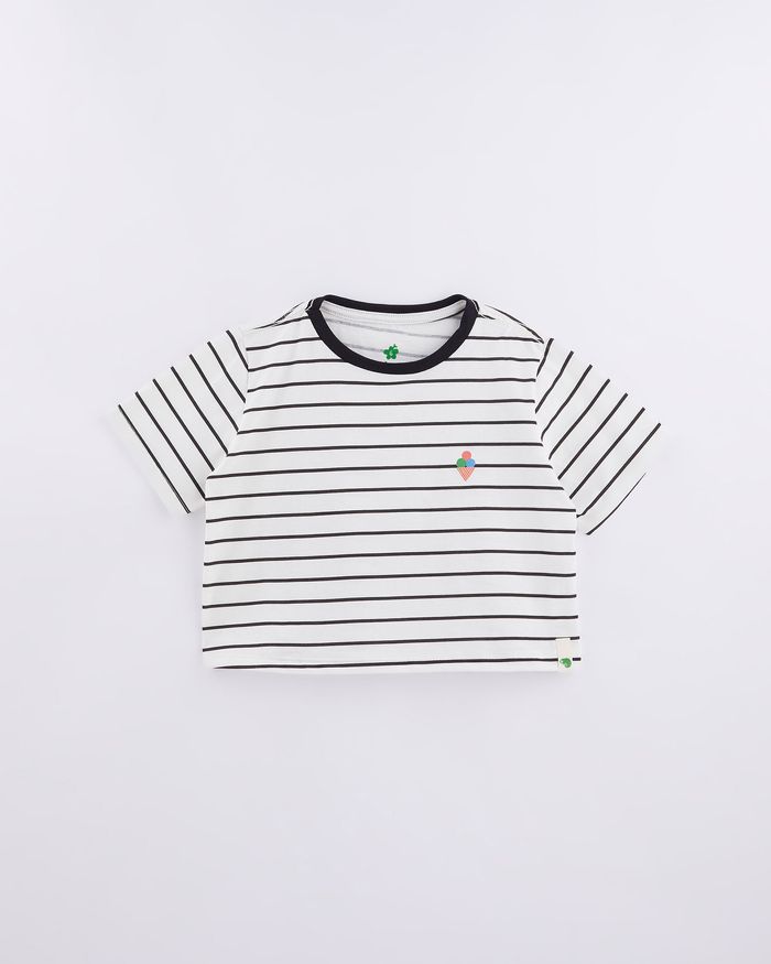 517052_0024_1-BLUSA-BASICA-DECORADO