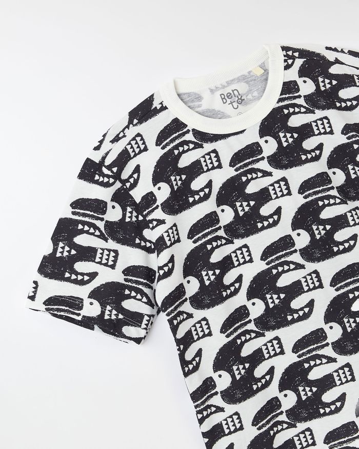 518399_50195_2-CAMISETA-MALHA-OVERSIZED-TUCANO