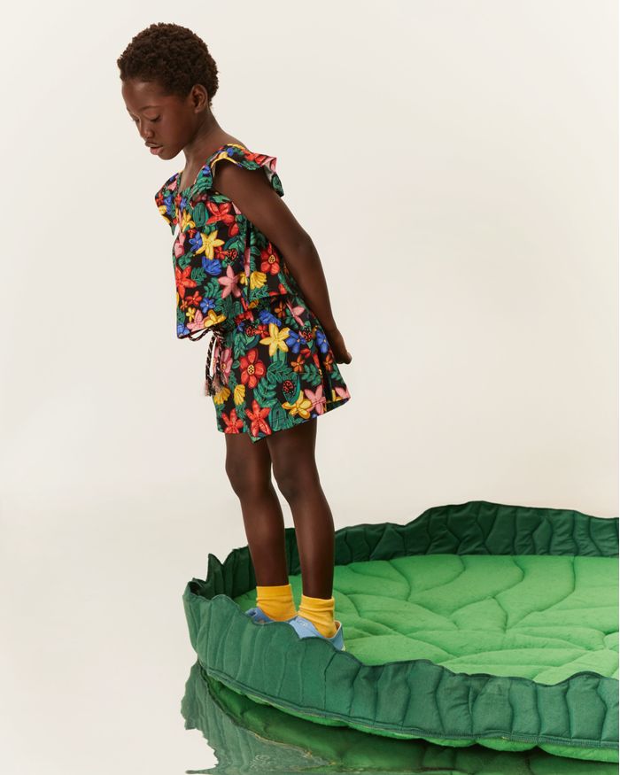518147_50155_2-SHORT-MALHA-RAMO-DE-FLOR-PRETO
