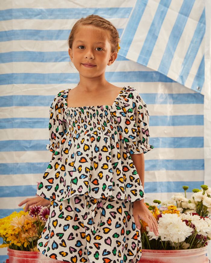 519503_52844_2-SHORT-CARINHONCA