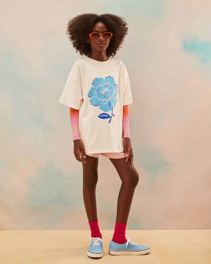 519901_0024_2-CAMISETA-OVERSIZED-SILK-LA-ROSA