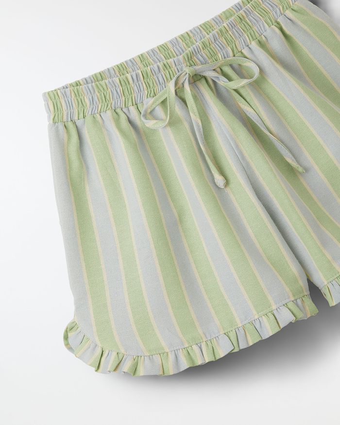 520386_0011_2-SHORT-FIO-TINTO-LISTRADO-JARDIM-DOCE