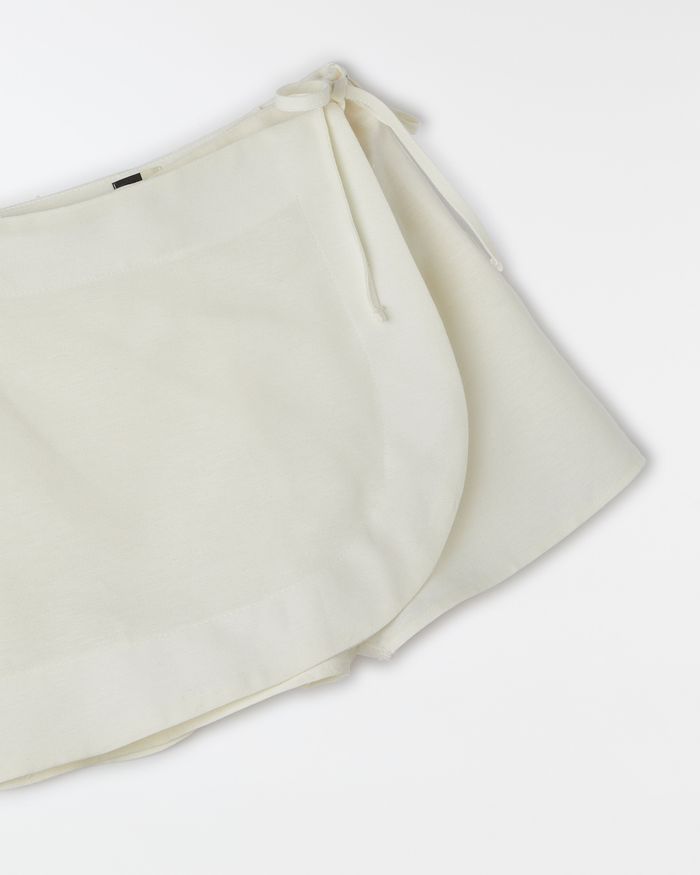 520436_0024_2-SHORT-SAIA-LISO-OFF